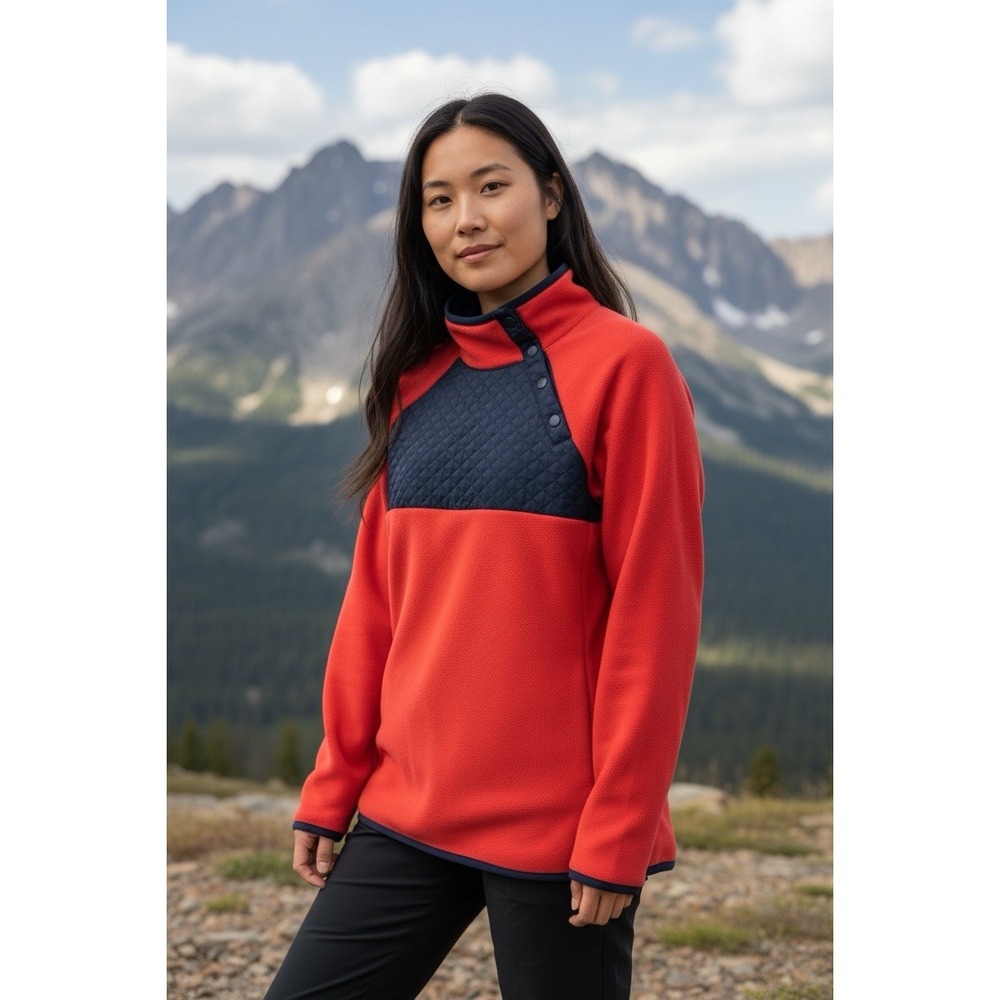 New Crown & Ivy Women's Red Small Side Snap Mock Neck Top NWT $59 Navy Quilt Top